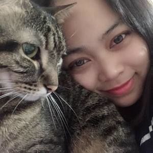 Meet your Posher, Lexie